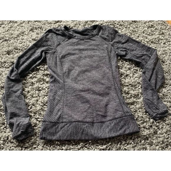 46 Lululemon Race Your Pace GRAY PIQUE seamless Long Sleeve TOP SHIRT sz 6 - Picture 3 of 8